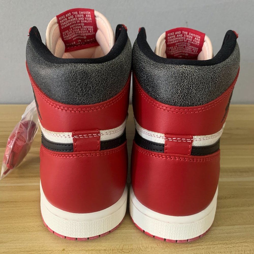 Air Jordan 1 Retro High OG Size 10 Chicago Lost & Found’ Newly released 2022 - Picture 2 of 12